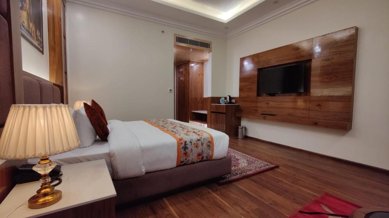 Hotel Woodpark Shimla Exterior foto