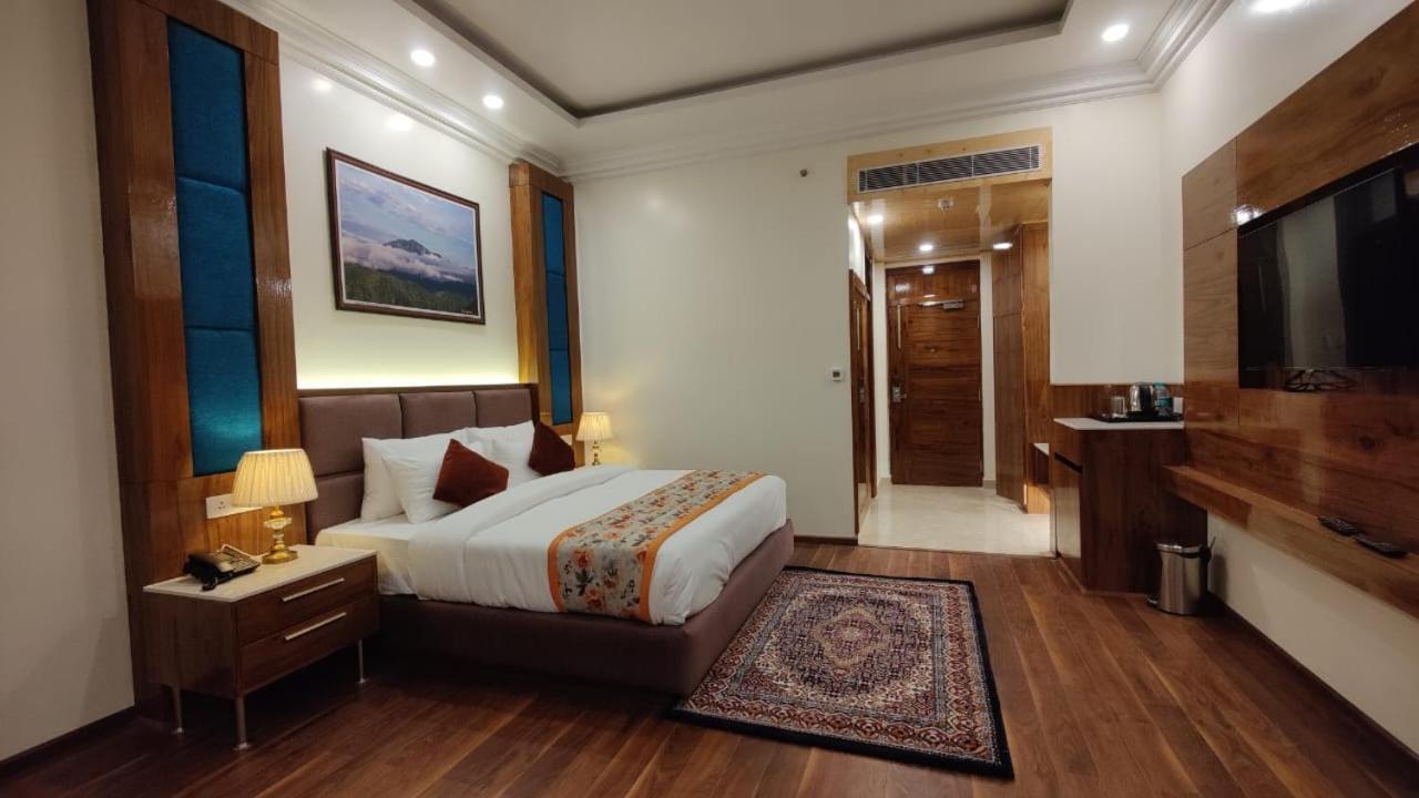 Hotel Woodpark Shimla Exterior foto