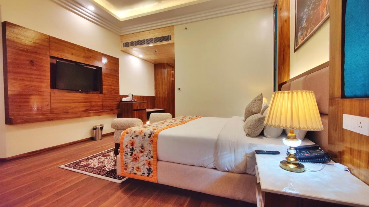 Hotel Woodpark Shimla Exterior foto